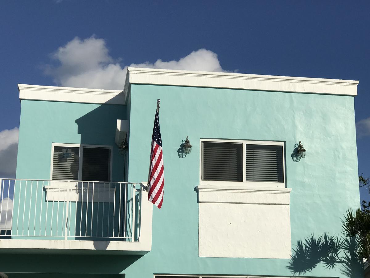 Blue House Miami Hotel North Bay Village Exterior photo